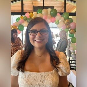 Meet your Posher, Alayna